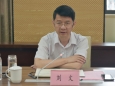 遵义医科大学党委书记刘文列席旁听遵医二附院开展党委理论学习中心组2025年第二季度专题学习研讨会
