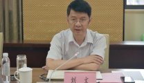 遵义医科大学党委书记刘文列席旁听遵医二附院开展党委理论学习中心组2025年第二季度专题学习研讨会